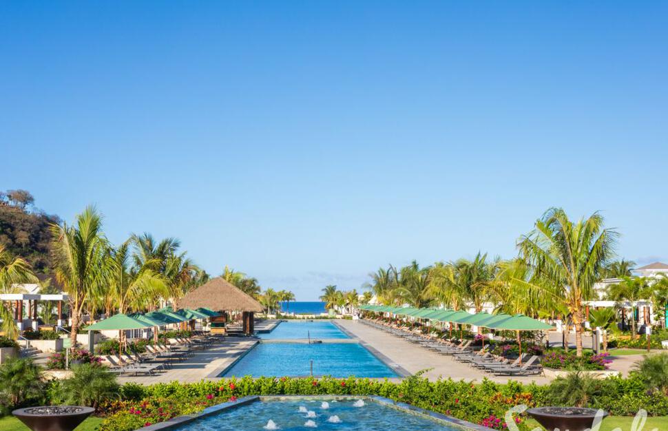St. Vincent & the Grenadines Scenic Image